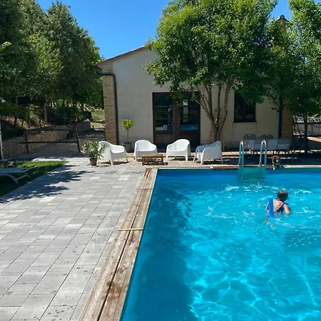 Frühstückspension Fontelini 3*